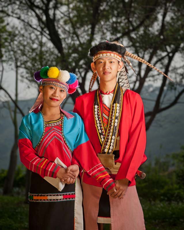 Couple Wearing Historical Taiwanese Clothes taiwan-aboriginals